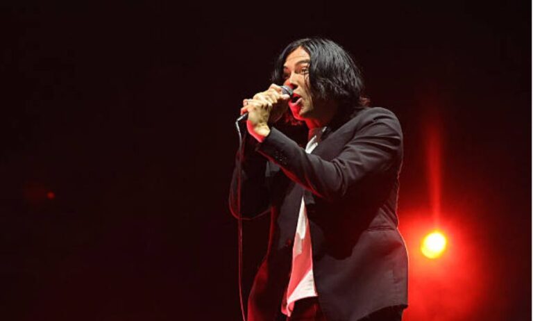 Who Is Kellin Quinn? Full Biography, Music Career, Family Life & 2024–2025 Updates Kellin Quinn