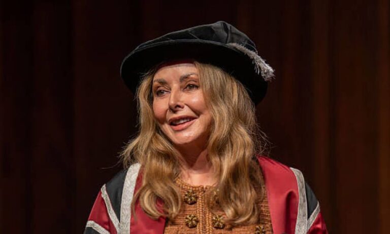 Carol Vorderman: Biography, Age, Net Worth, Family, IQ, and Life Today carol vorderman
