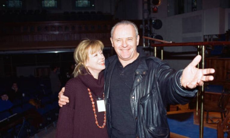 Who Is Freddie Jones? Full Biography, Movies, Dune, Emmerdale and Family Life freddie jones