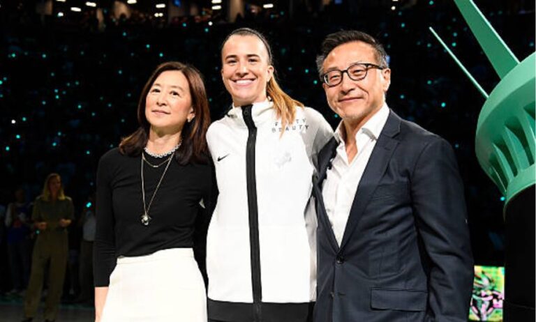 Who Is Sabrina Wu? – the Rising Comedian and Actor Sabrina Wu