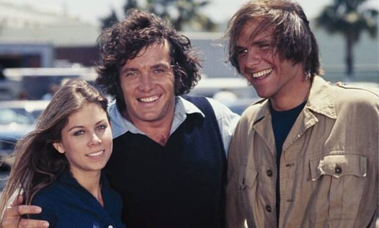 Mark Cope: The Story of the Candyskins Guitarist and the Famous Cope Family Mark Cope