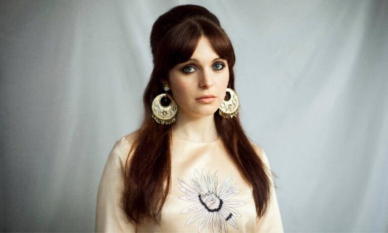 Who Is Tamla Kari? – Career Highlights, Personal Life, and Latest Updates Tamla Kari