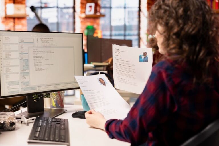Best Resume Design Tools Of 2026: Top Tools For Career Changers Reframing Their Experience Resume Design Tools