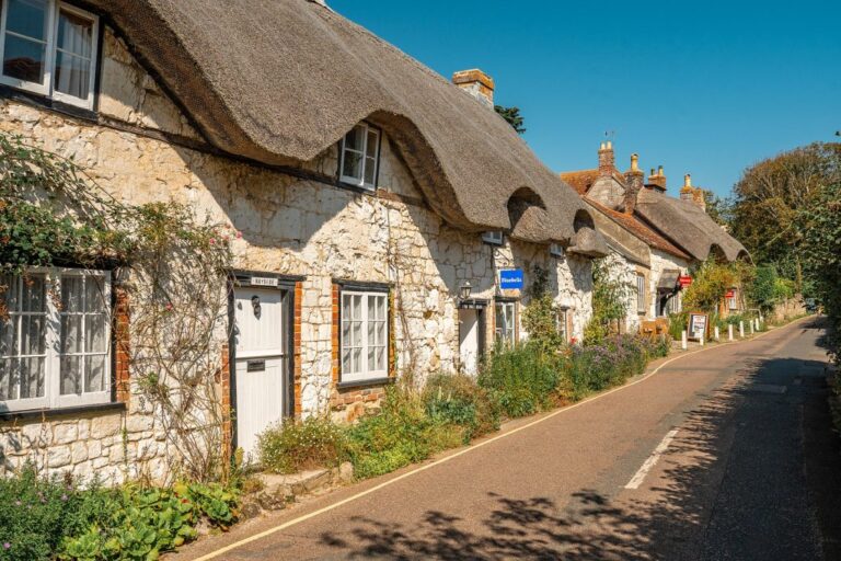 Isle of Wight Cottage Breaks: Where Should You Stay?