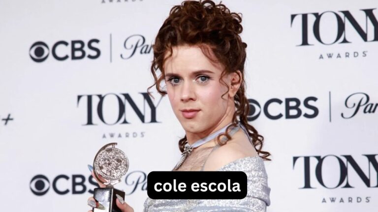 Cole Escola